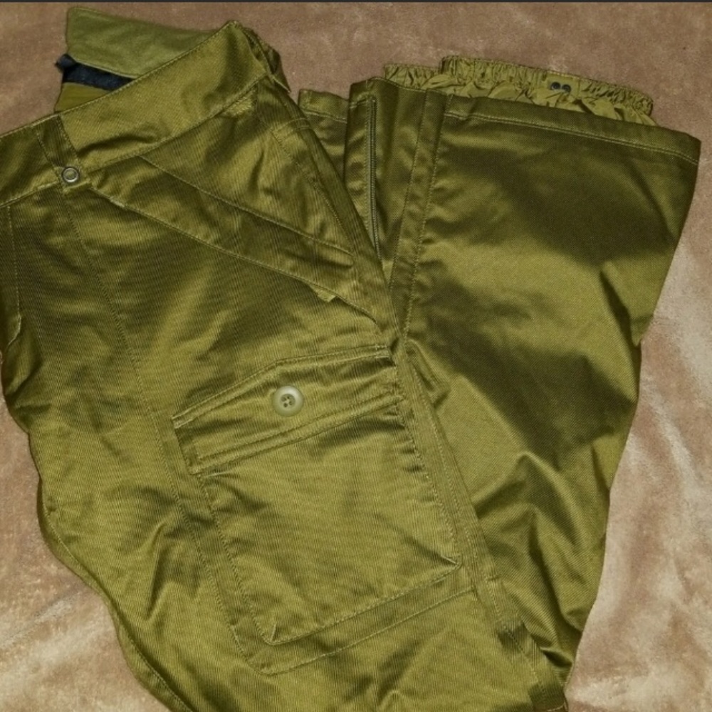 BRAND NEW burton dryride snowboard pants